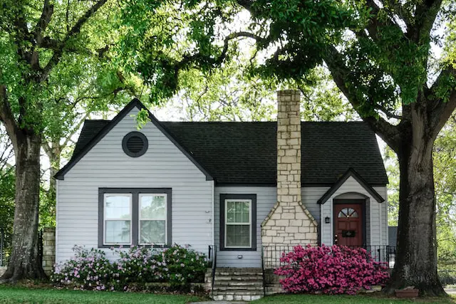 Deciding Between a House or an Apartment in Texas